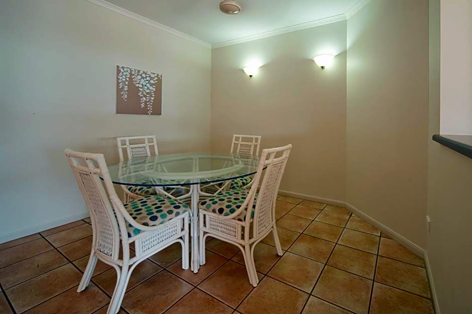 Sea Star Apartments