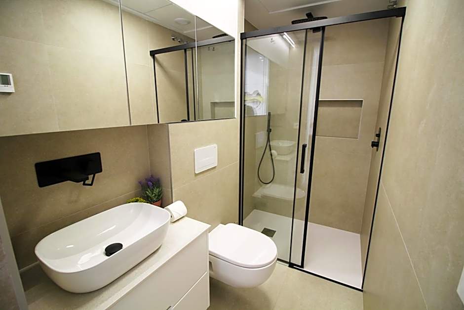 Three Bedroom Seaside Penthouse In Mar De Cristal