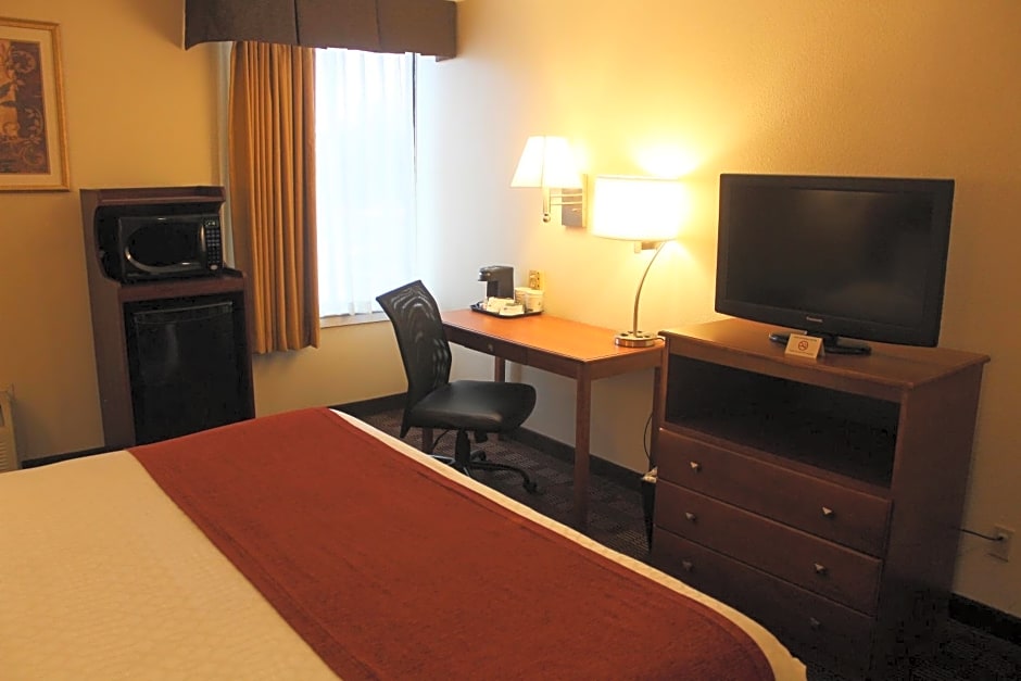 SureStay Hotel by Best Western East Brunswick
