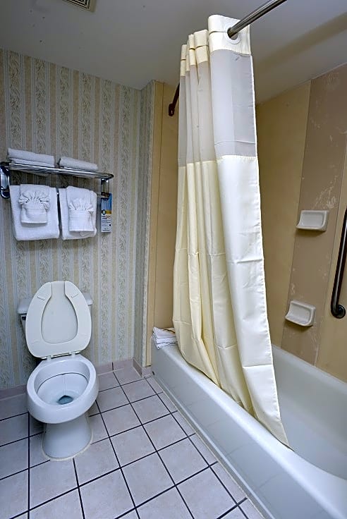 SureStay Plus by Best Western Orlando Lake Buena Vista