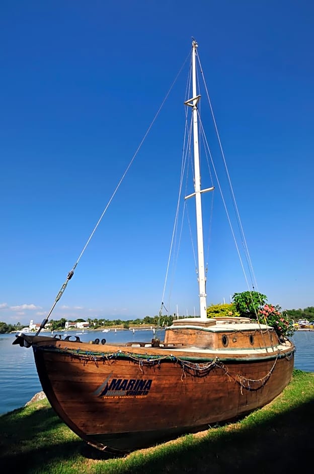 Marina Banderas Suites Hotel Boutique