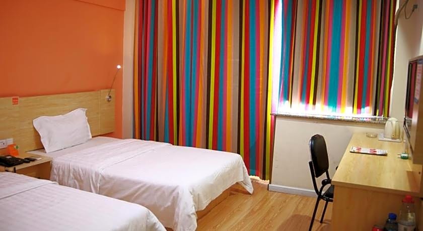 7Days Inn Zibo Dongsi Road Shengshi Xincheng