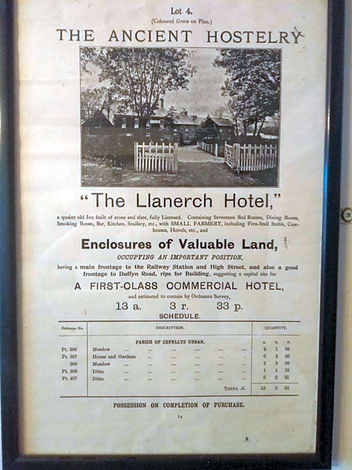 Llanerch Inn