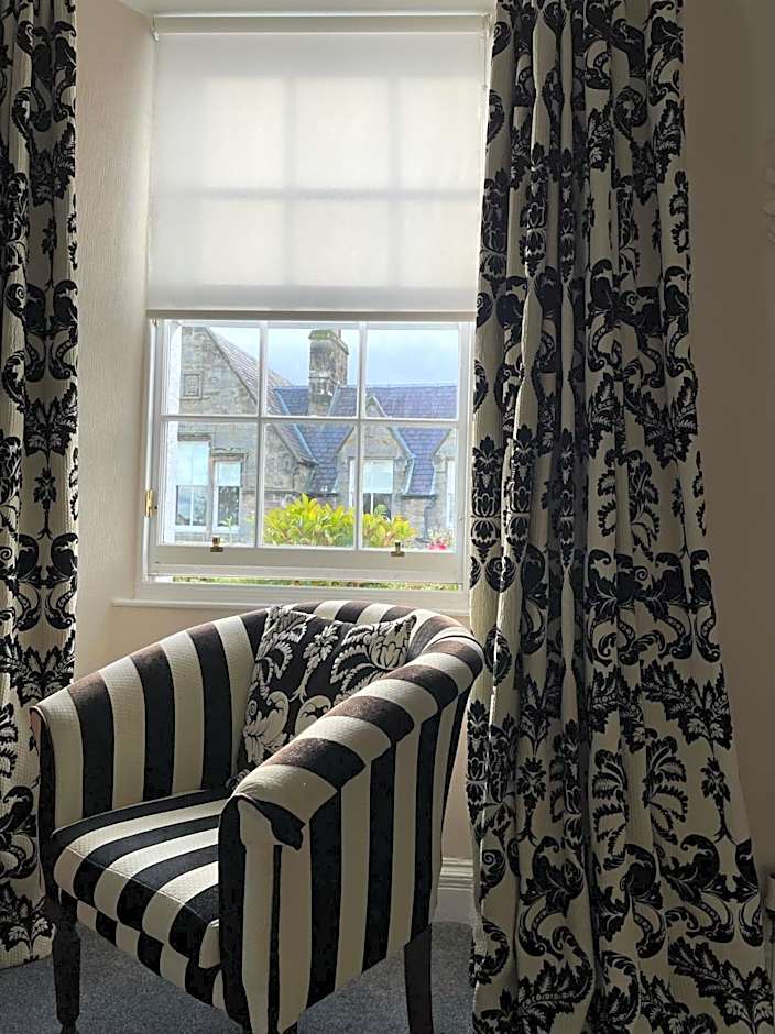 The Original Rosslyn Inn