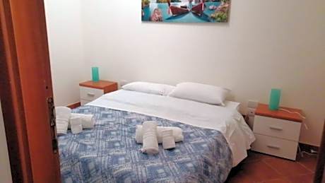 Apartment with Garden View