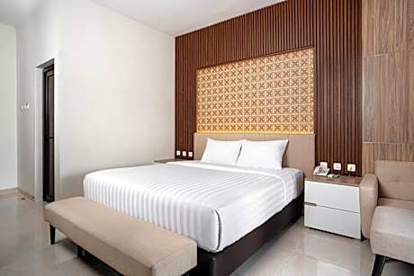 Junior Suite with Balcony