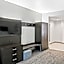 Holiday Inn Express and Suites White Hall By IHG