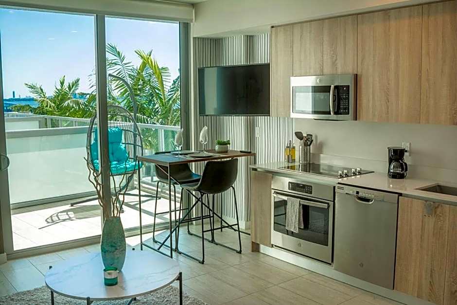 Luxury Oceanview Studio at Miami Design District