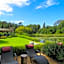 Lily Pond Country Lodge
