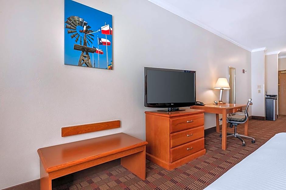 Best Western Clubhouse Inn & Suites