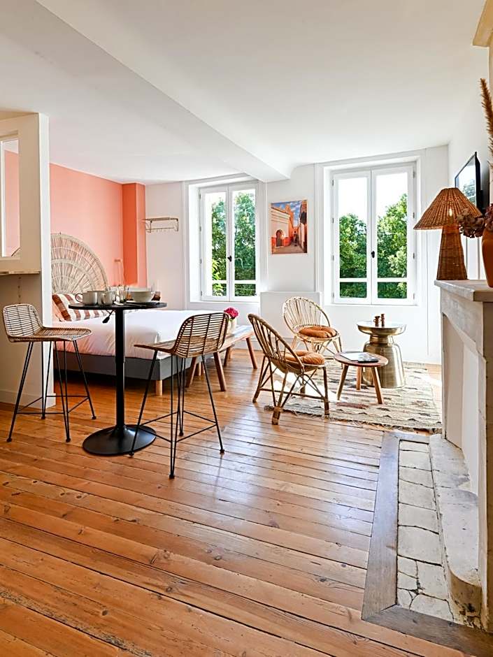 Villa Robs - Appartements tout confort, TV connectée, Haut débit, Localisation idéale - Courts séjours & Affaires