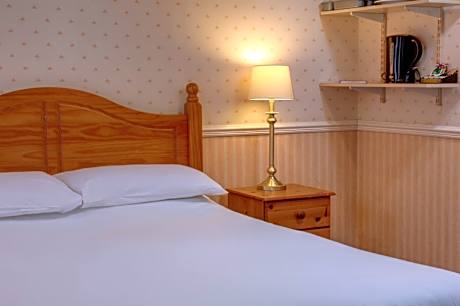 Three-Bedroom Suite - Non-Smoking