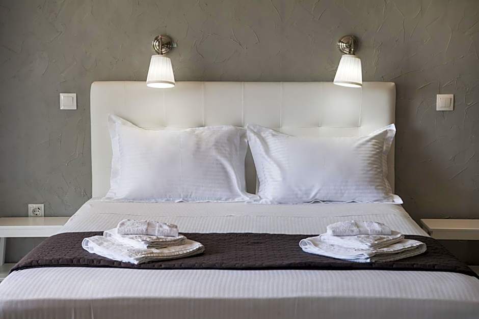 Ponti Beach Hotel