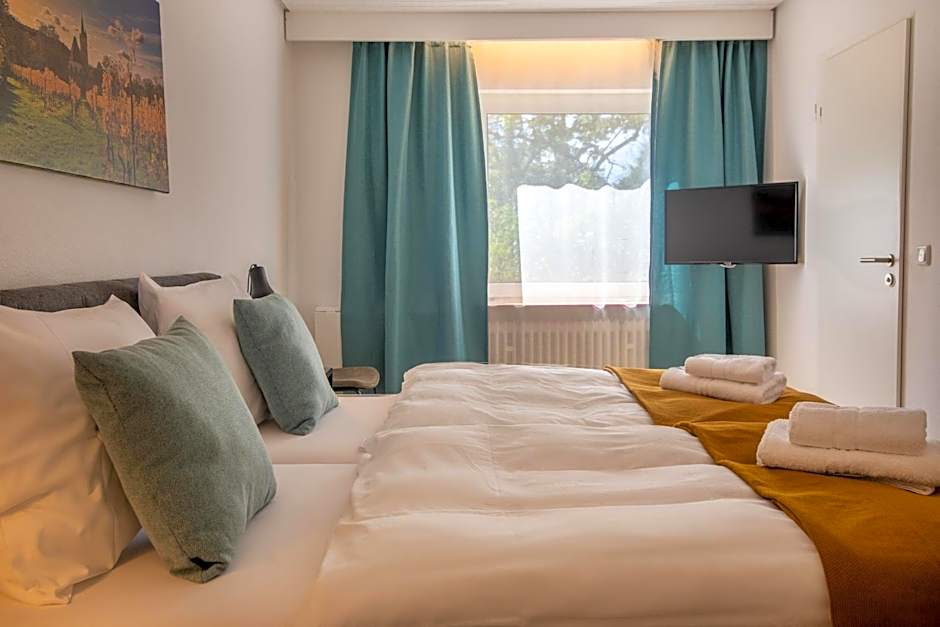 Hotel Clement - Bed & Breakfast