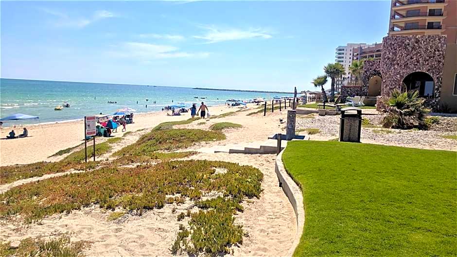 Bella Sirena 305-A - Elegant Oceanview Condo on Beachfront Resort