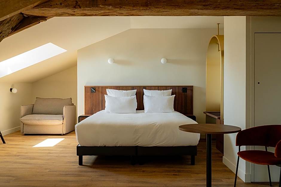 Hôtel Fort St Laurent Lyon - Handwritten Collection