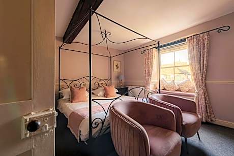 Double Feature Room