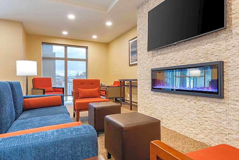 Comfort Inn & Suites