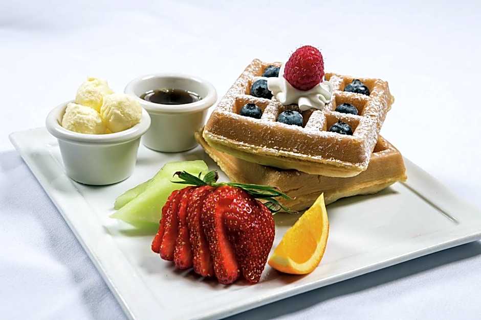 DoubleTree by Hilton Hotel Carson