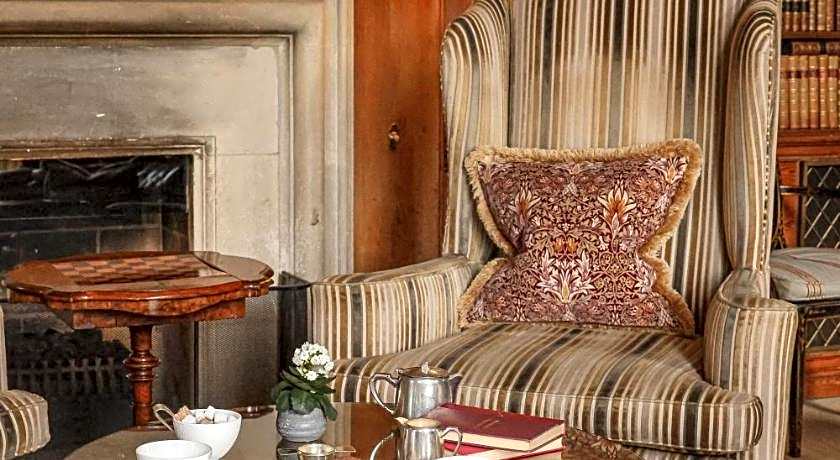 Lucknam Park, Emblems Collection