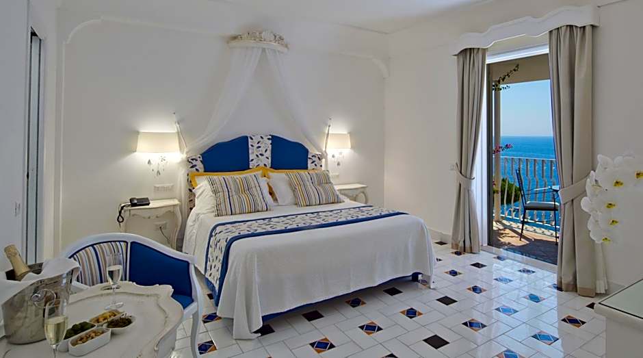 Photo 1 of 15 of Junior Suite