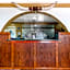Econo Lodge Inn & Suites Near Lackland AFB