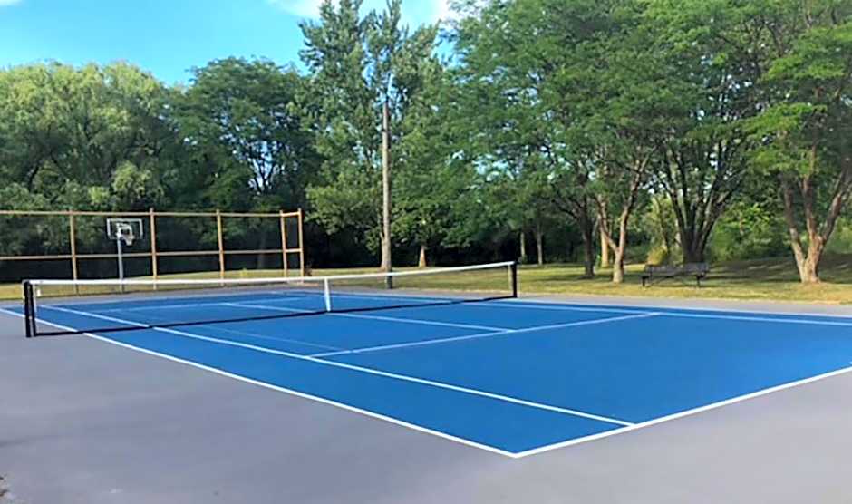 Niagara River Estate