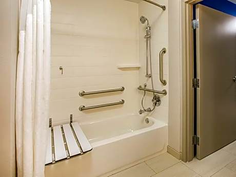 1 King Standard Comm Mobil Access Tub