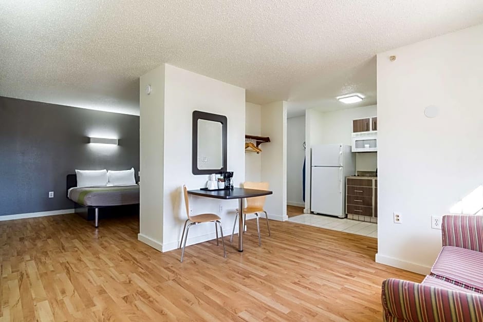 Studio 6-Plano, TX - Dallas - Plano Medical Center