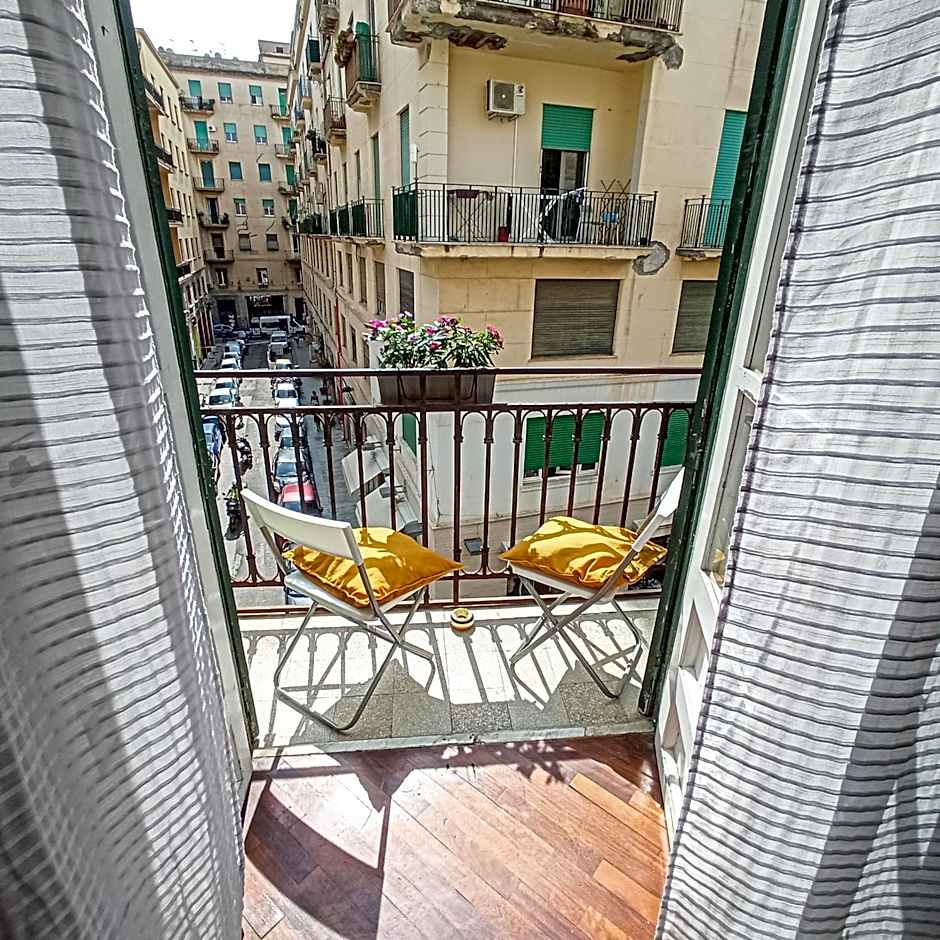 B&B Bandiera 77