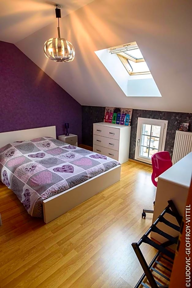 Le Nid d'Alex Spa , Rando et table d'hôte