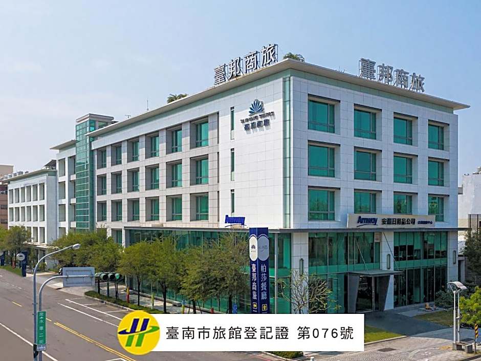 Taipung Suites Hotel