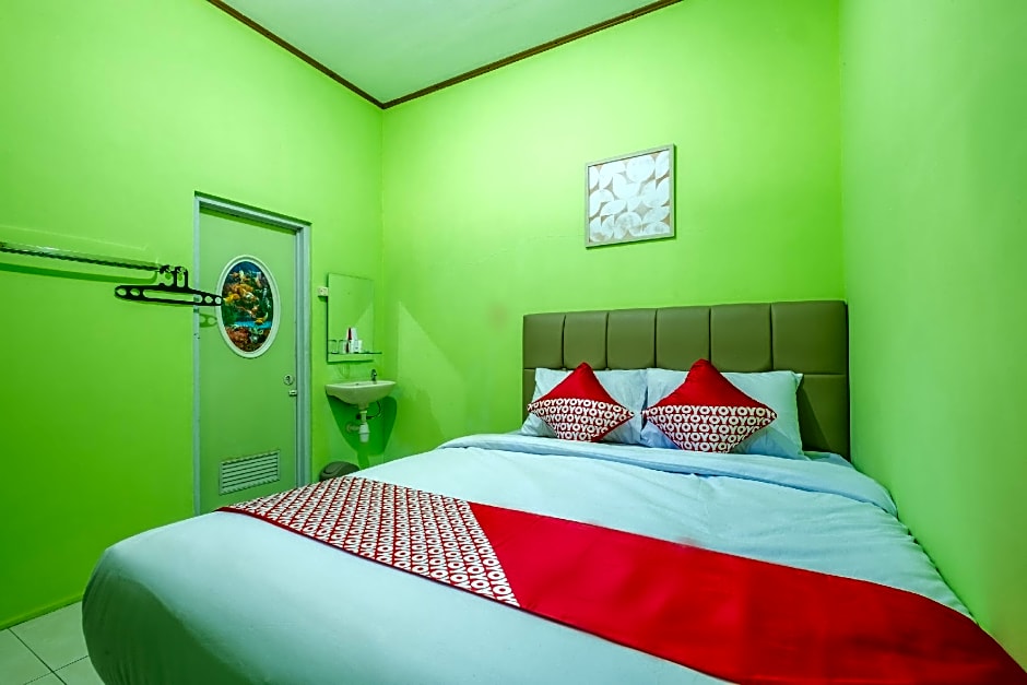 OYO 1399 Cemara Residence Syariah