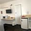 Charlton Motel