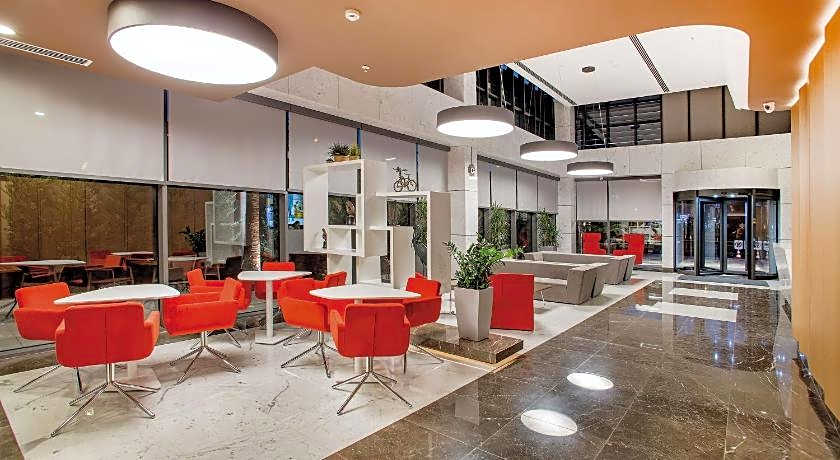 Mia City Hotel