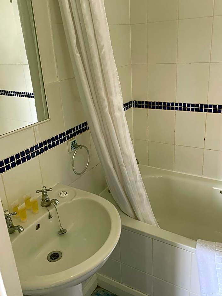 Yellow Mountain Hotel