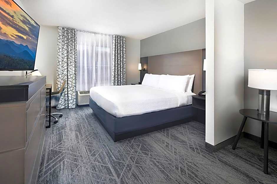 Country Inn & Suites by Radisson Asheville Downtown Tunnel Road