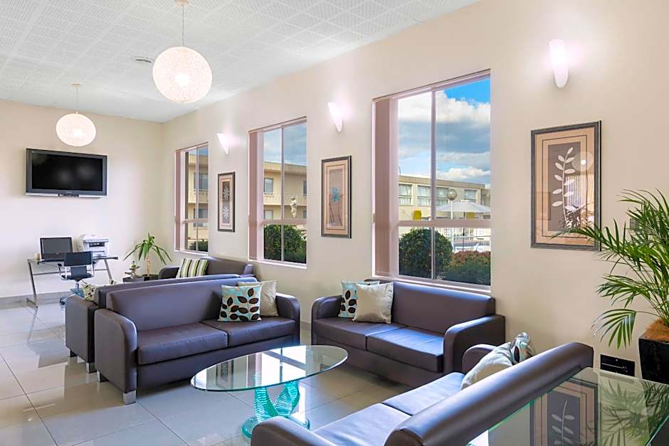 BreakFree Queanbeyan