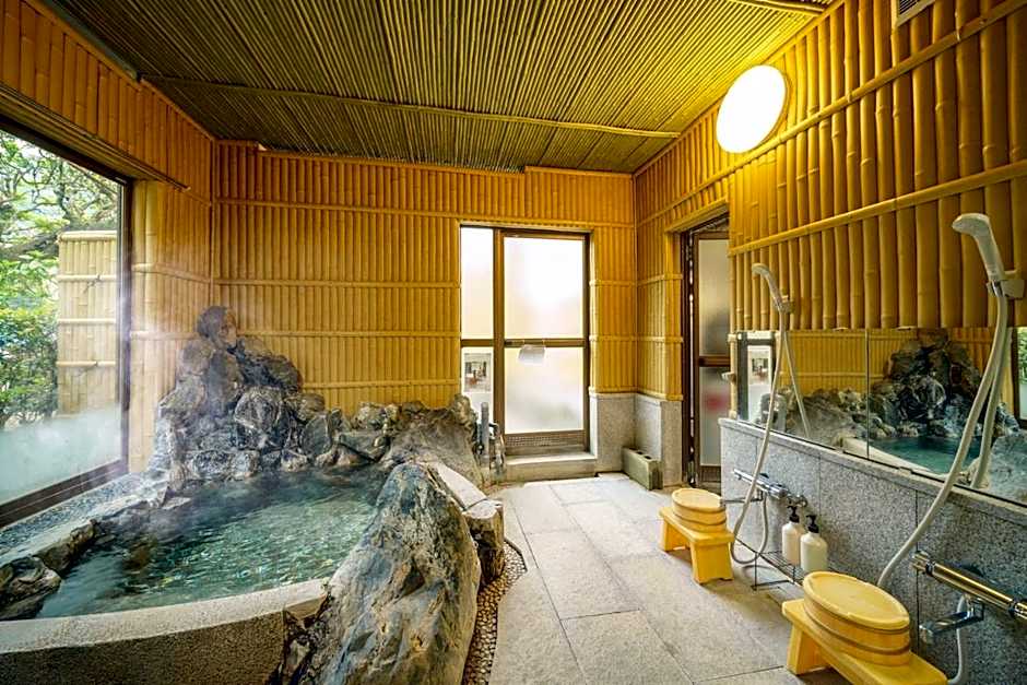 内竈ひなた庵