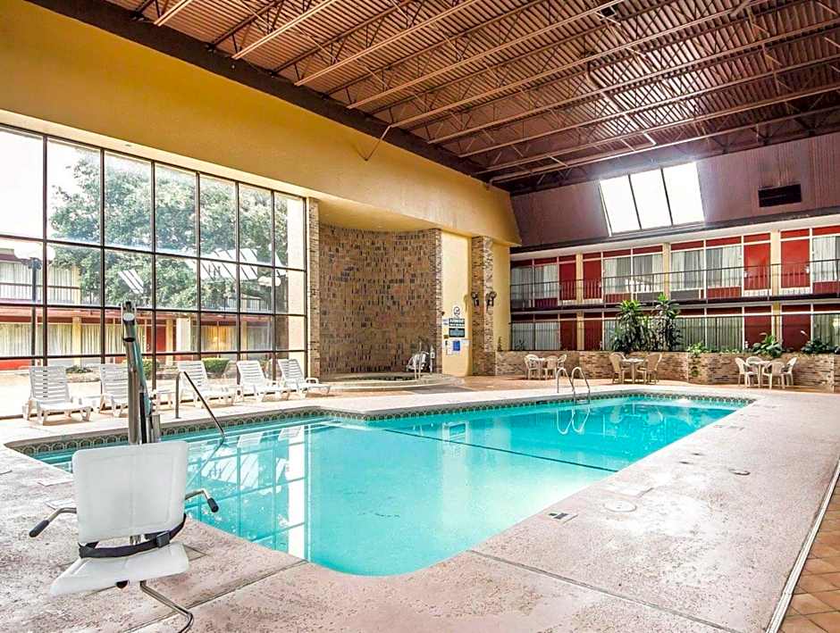 Baymont By Wyndham Stillwater – Stillwater, OK