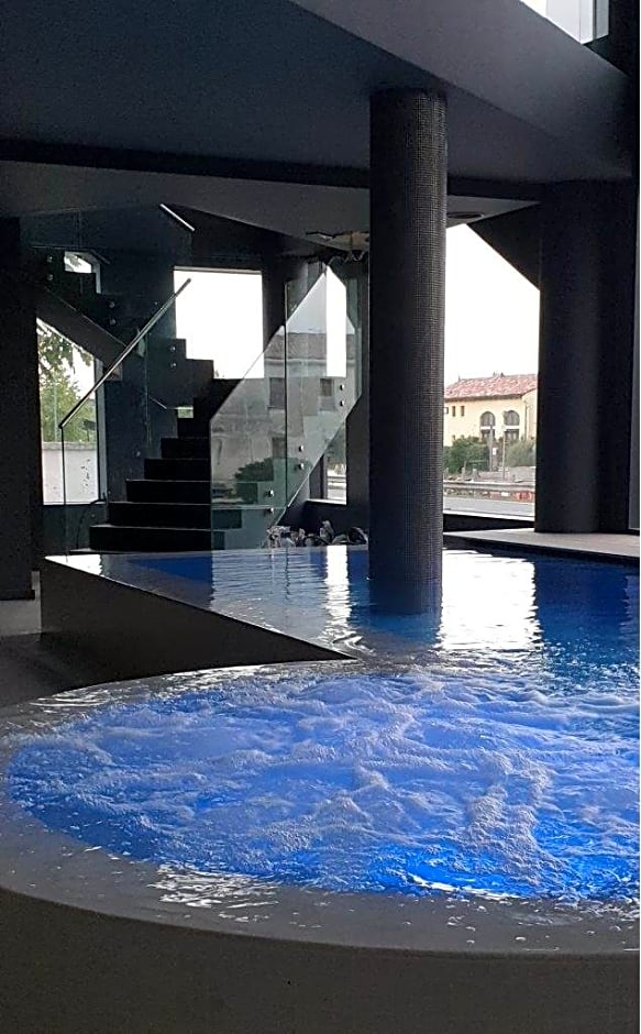 Elite Hotel & Spa