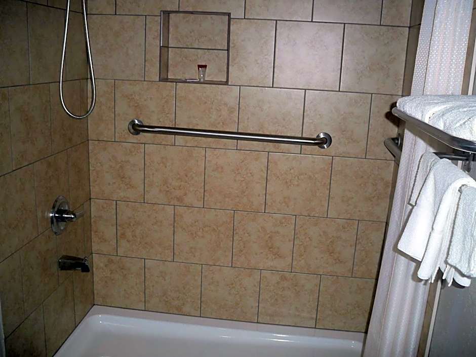 Scottish Inn and Suites Beaumont