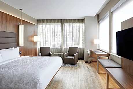 Room, 1 King Bed, Corner
