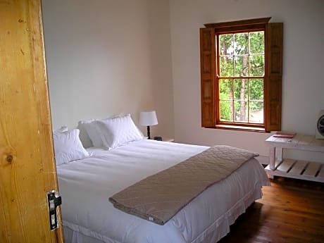 King or Twin Room with Private Entrance