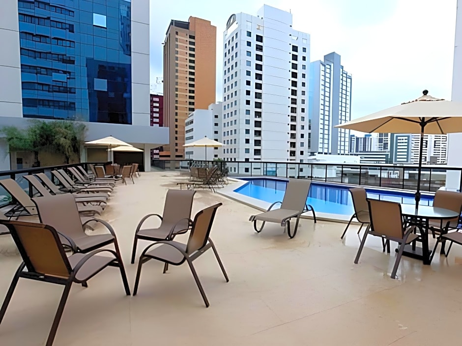Quality Hotel & Suites Sao Salvador