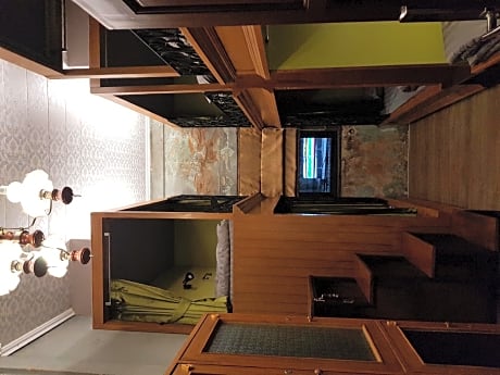 1 Person in 6-Bed Dormitory - Male Only