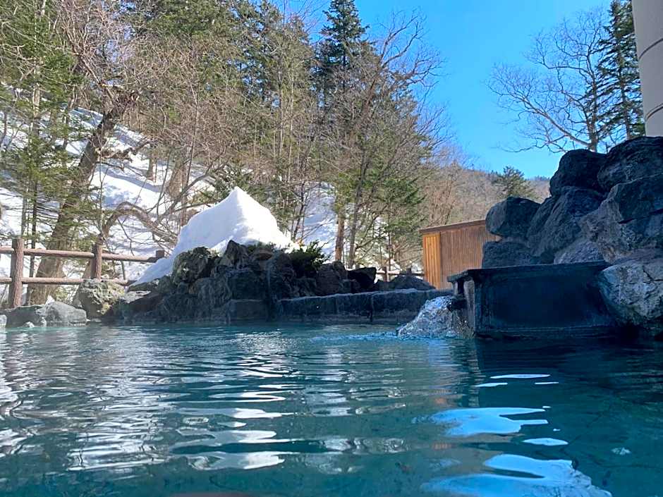 Tomuraushionsen Higashi Taisetsuso