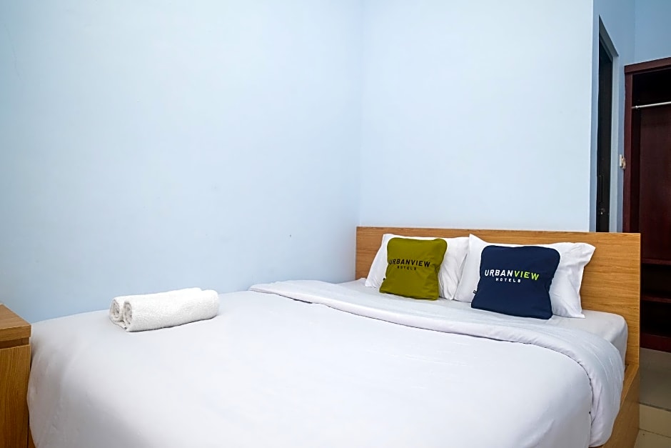 Urbanview Syariah Wisma Nabil Solo