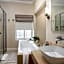 138 Marine Beachfront Guesthouse