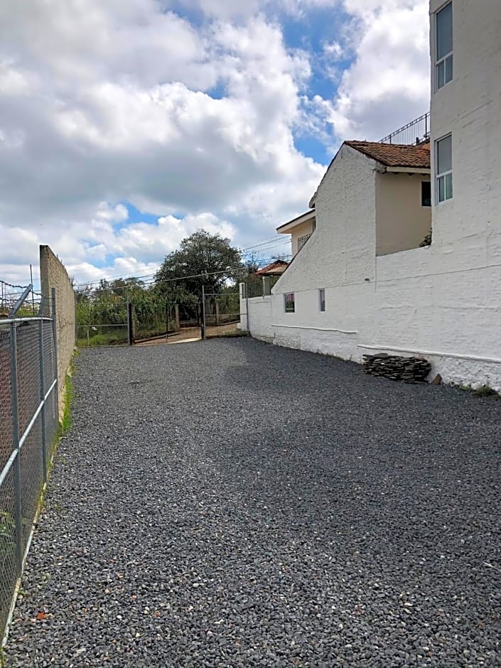 CHIFLON VILLAS